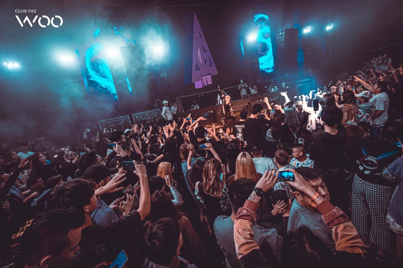 上海嘉定区KTV订房推荐感受浪漫与温馨的夜唱