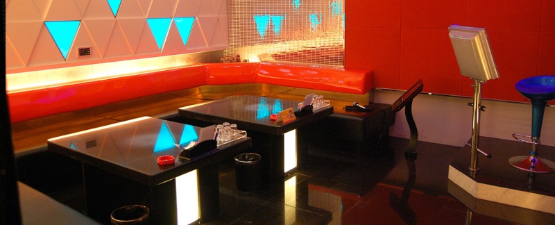 深圳福田乐够KTV高薪聘模特 待遇优厚 免IC卡