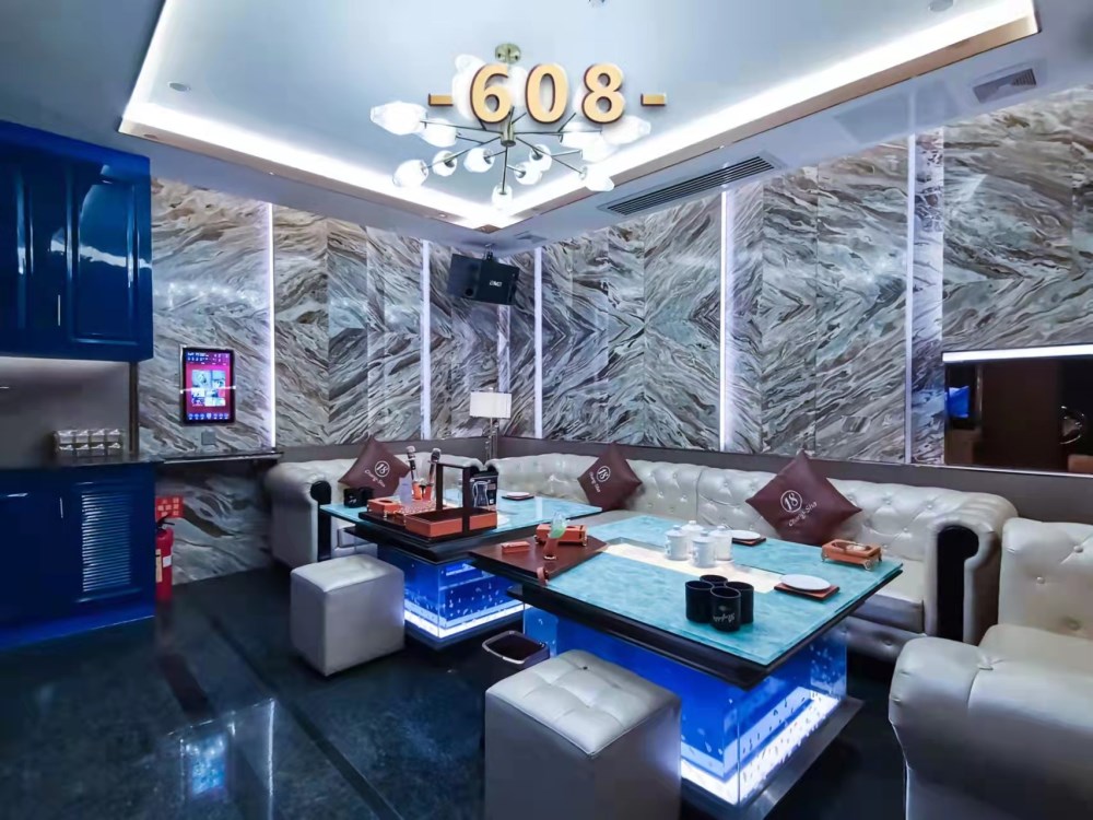 福州梅园KTV高端会所诚聘模特佳丽，优雅环境优厚待遇！