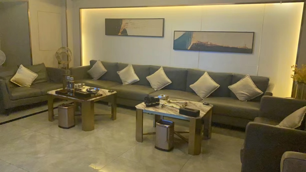 沈阳酒吧高薪急聘模特！无需IC卡认证，岗位空缺多，速投简历！