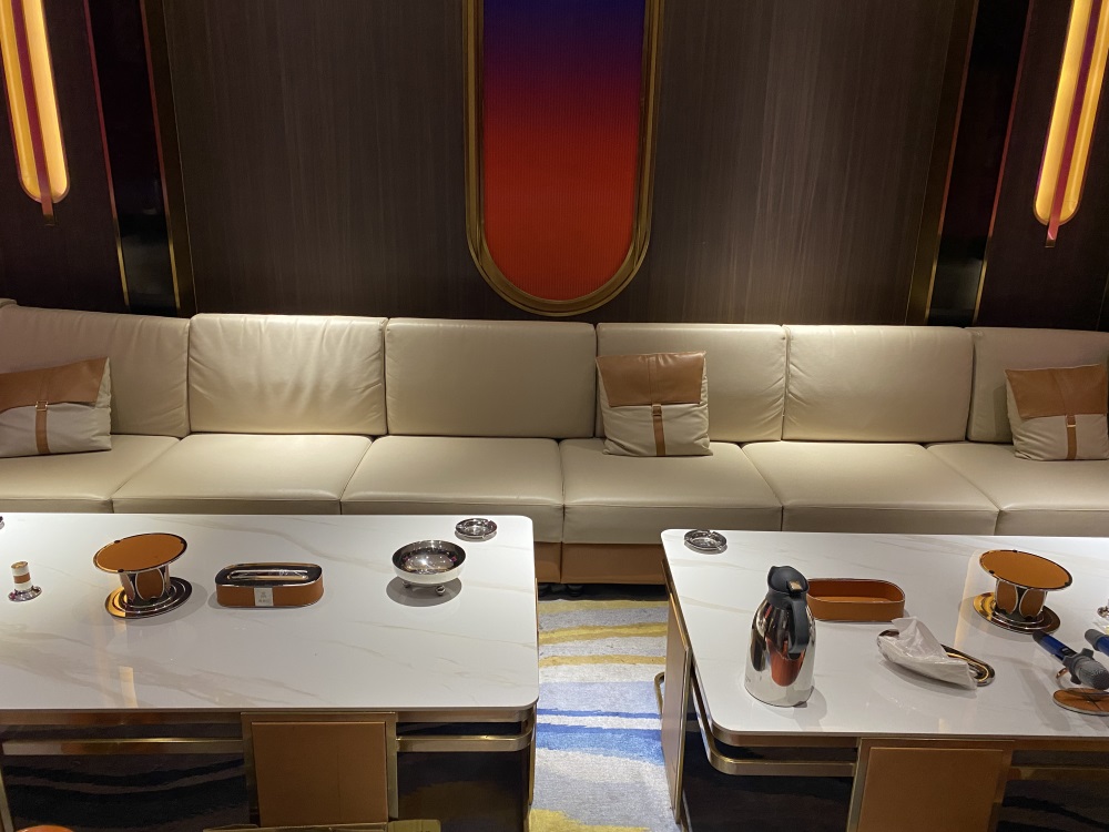 淮安夜总会高薪诚聘佳丽/模特，无经验要求，提供专业培训，薪资日结！