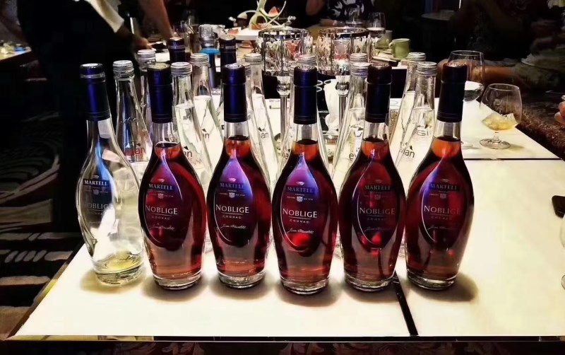 成都彭州夜场KTV高薪急聘酒水促销员，日结薪资，工作氛围佳！