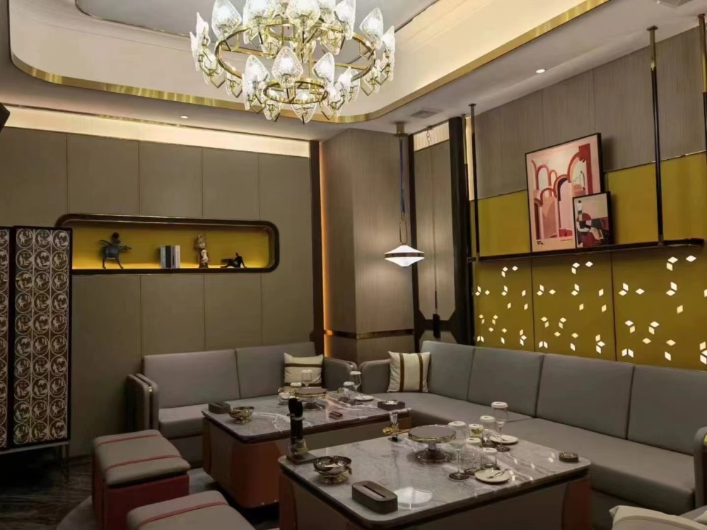 嘉兴尊荣会娱乐会所直聘酒水促销，日结薪资，免IC卡，急聘中！