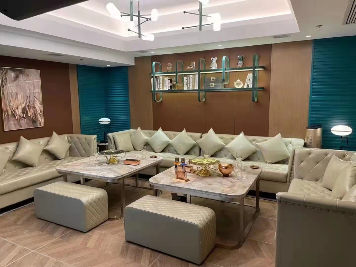 宜春高端会所诚聘商务礼仪模特 无需IC卡 工作轻松环境优