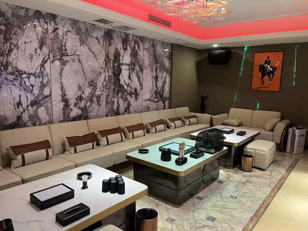 沈阳慕尚银樽KTV高薪聘模特，家有矿不如来这赚！