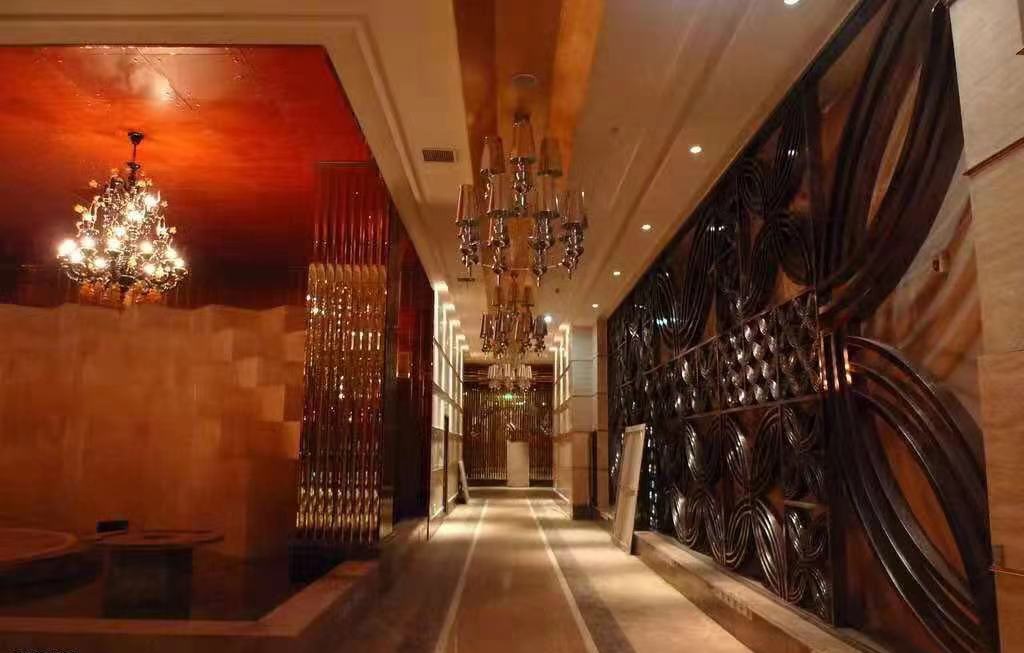 上海新鼎会商务会所高薪急聘女性服务员 日薪即时结算