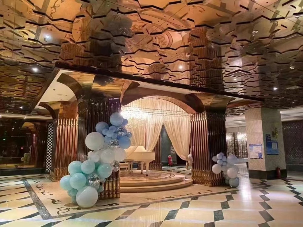 重庆缤纷年代商务KTV高薪直聘佳丽-2025稳定上岗零费用