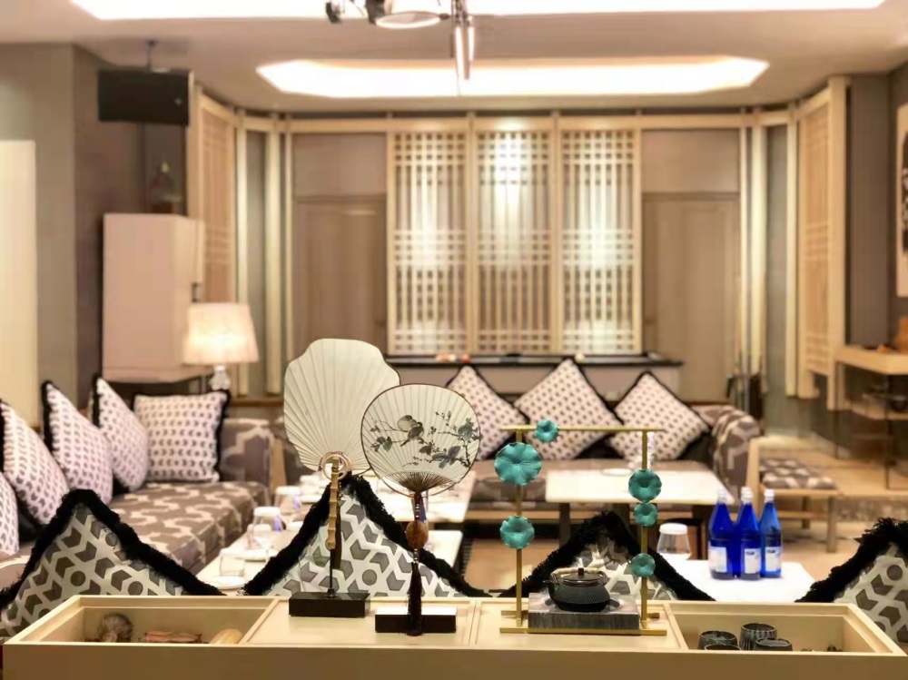 乌鲁木齐高薪KTV诚聘佳丽 生意火爆日结薪资