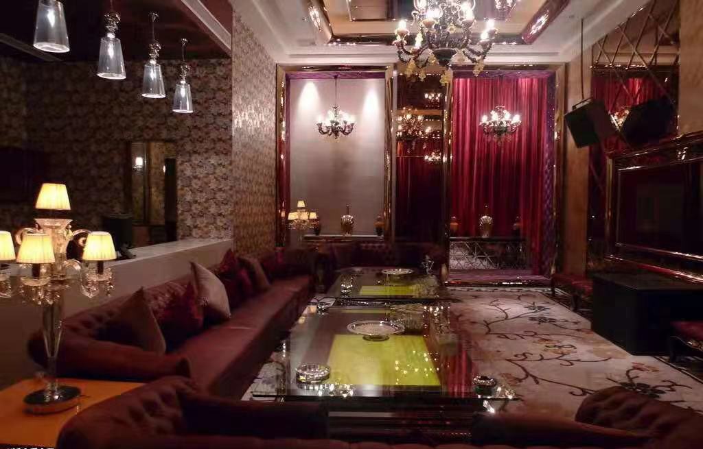 上海宾利国际KTV高薪诚聘服务员/佳丽，2025年待遇优厚！