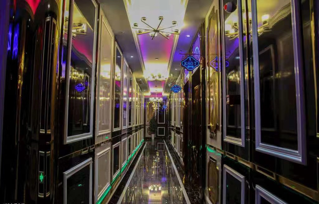 上海商务酒吧直聘酒水推广员日结 便装上班 高端客源