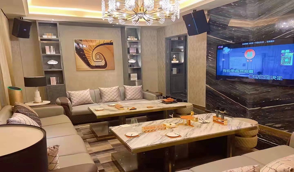 郑州约瑟半岛夜总会高薪急聘佳丽，工作氛围佳，待遇优厚！