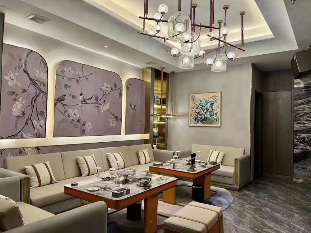 扬州高端酒吧诚聘商务礼仪模特，优享氛围零压力，高薪日结！