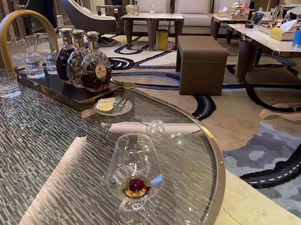 温州夜店高薪模特直聘 薪资日结无套路 诚邀加入！