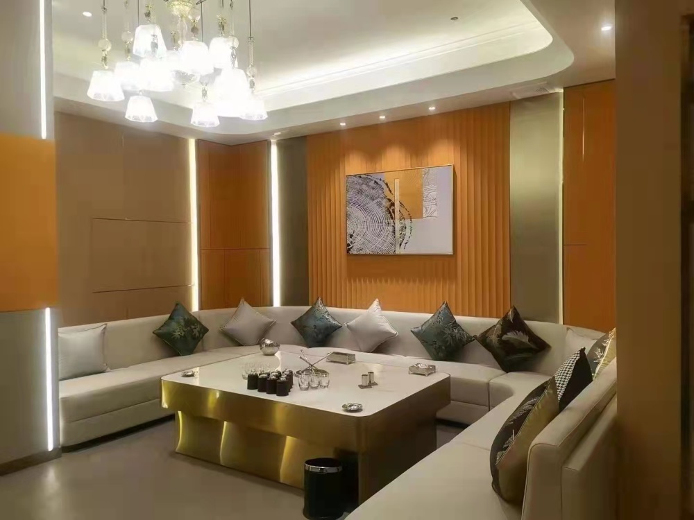 广州休闲会所高薪急聘酒水促销员，零费用入职！高薪+优厚福利！