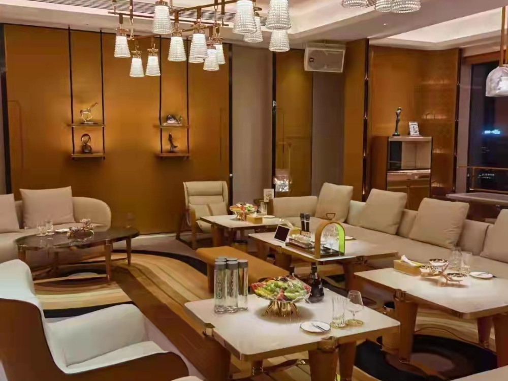 济南高端KTV直聘模特，日结高薪/无情感牵绊，高薪日日兑现！