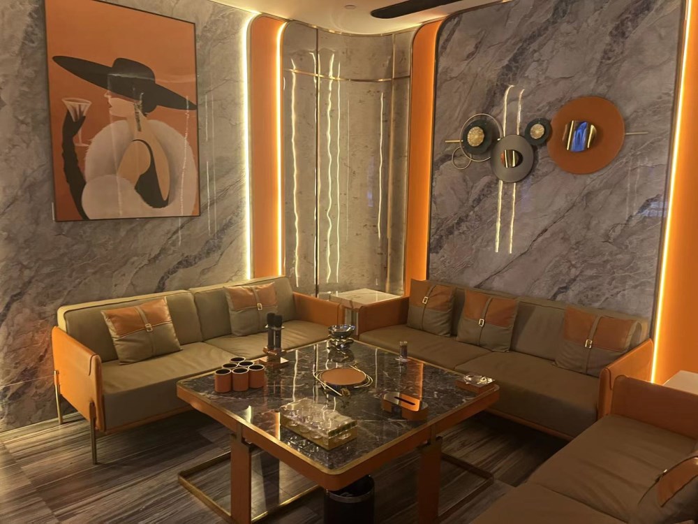 沈阳夜场高薪急聘女性模特，日结2000+生意火爆