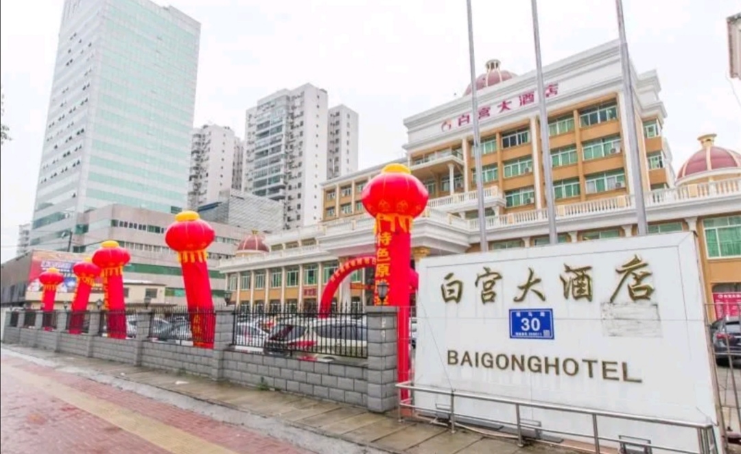 成都夜场高薪聘模特佳丽-无任何费用-生意火爆日结高薪