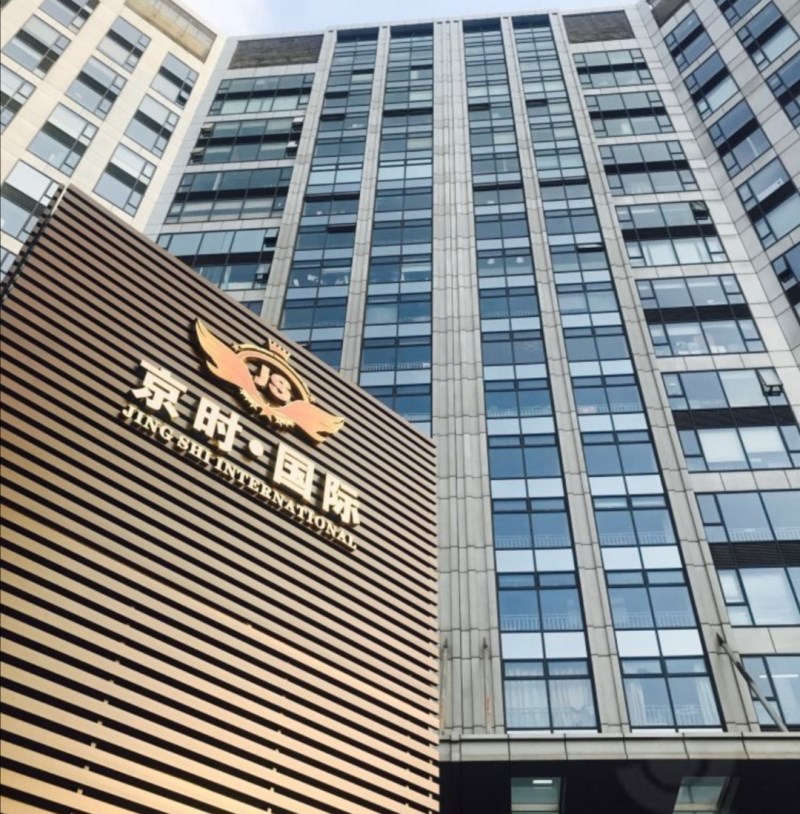 深圳宝安区夜总会最佳预订时间：避免人满为