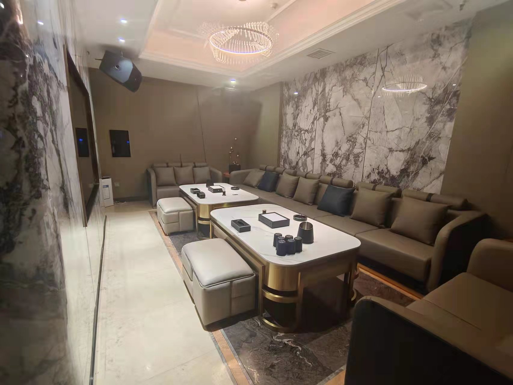 体验宁波生意最好的夜总会的顶级服务和娱乐