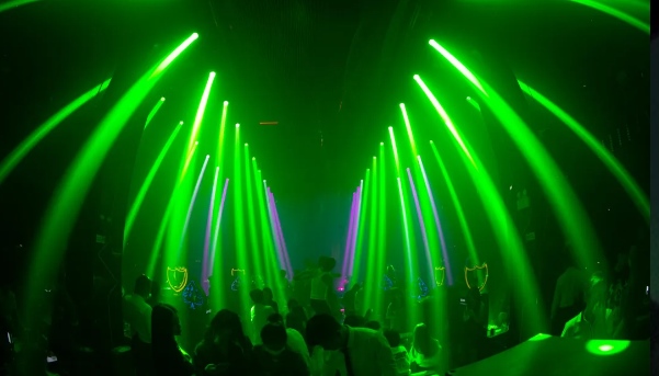 探索广州荔湾区站前街夜总会KTV的超值折