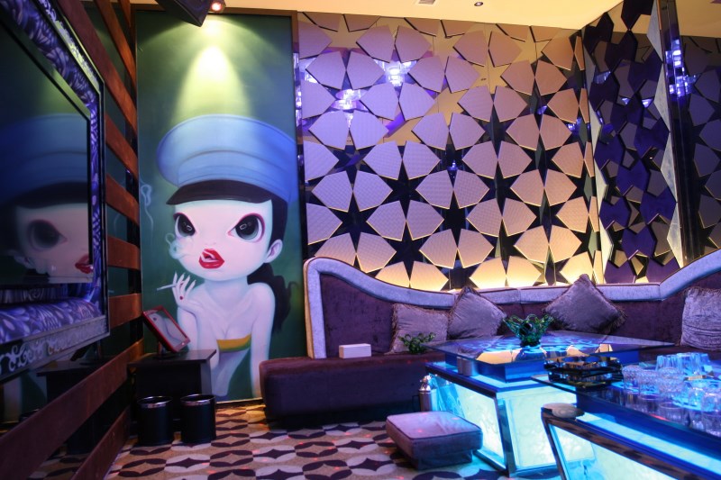 在广州最高档的商务KTV夜总会享受顶级娱