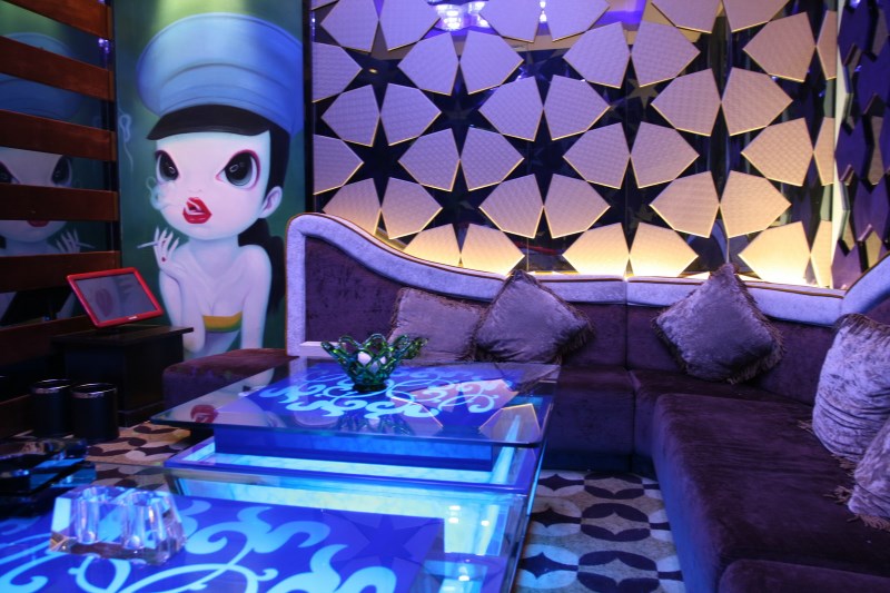 杭州萧山区KTV高峰时段订位建议