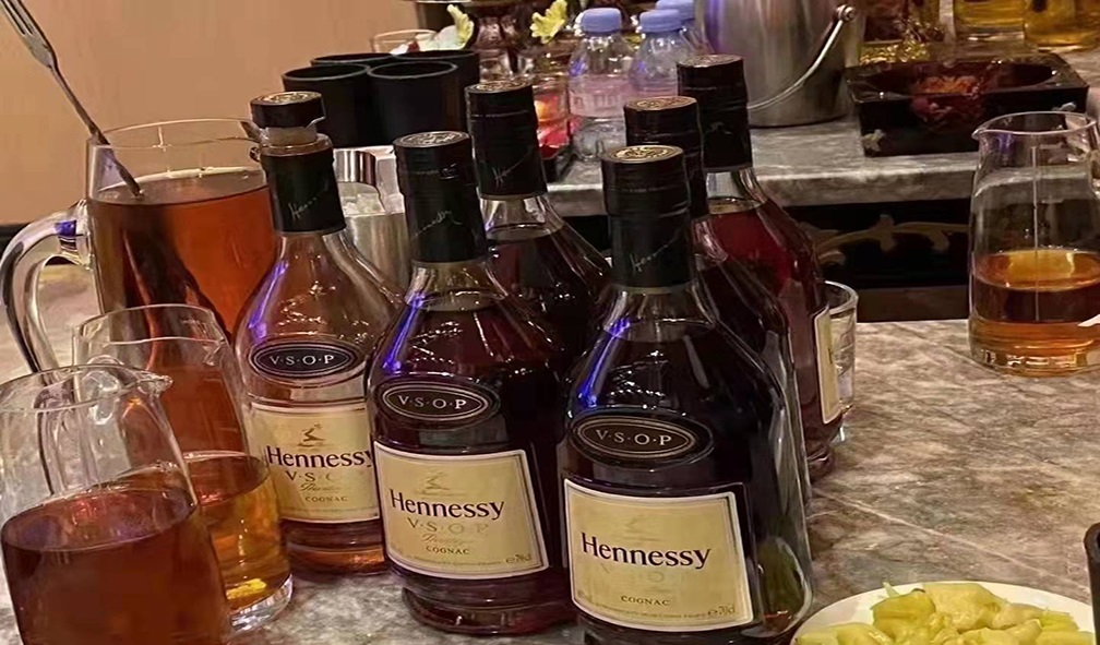 上海松江区石湖荡夜总会KTV订位注意事项