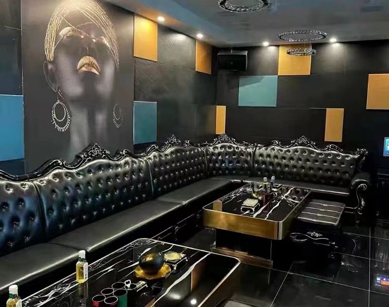 上海南京路步行街复古夜总会KTV订房的顶