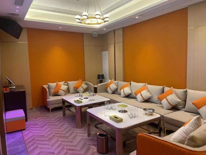 探索广州天河区岑村夜总会KTV的订位体验及流程