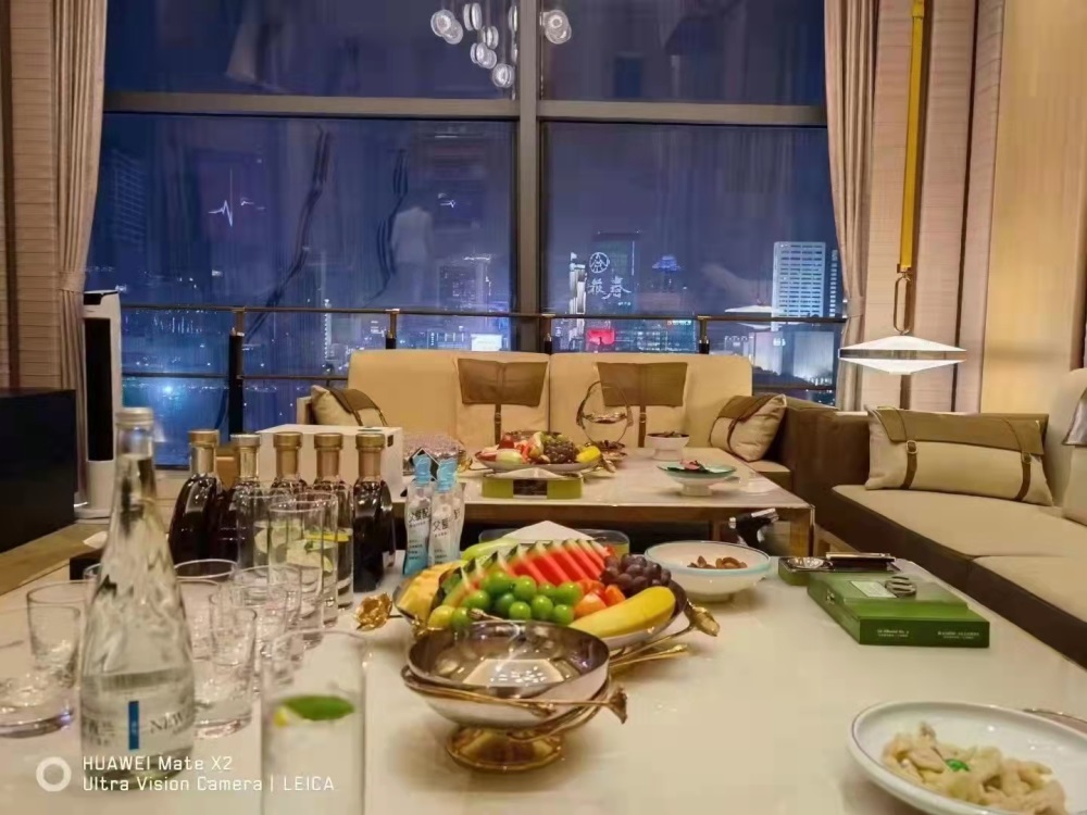 广州金沙洲街夜总会KTV表演节目和订位服