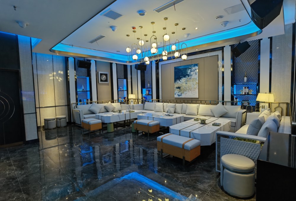 重庆美女最多的商务KTV夜总会开启奢华之