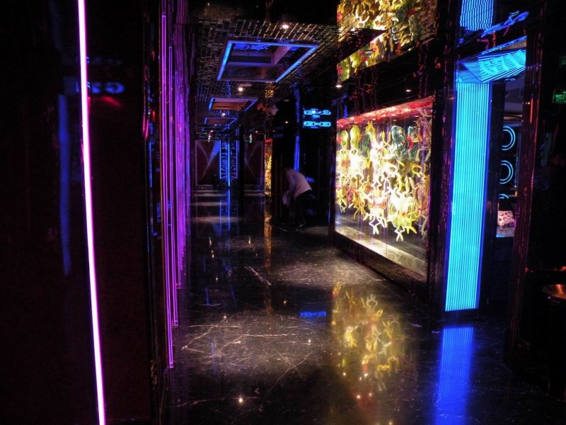 享受宁波最高档的夜总会独特氛围