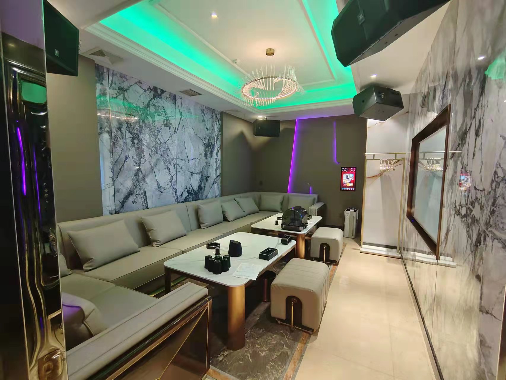 上海嘉定区KTV聚会攻略唱响夜歌尽在嘉定