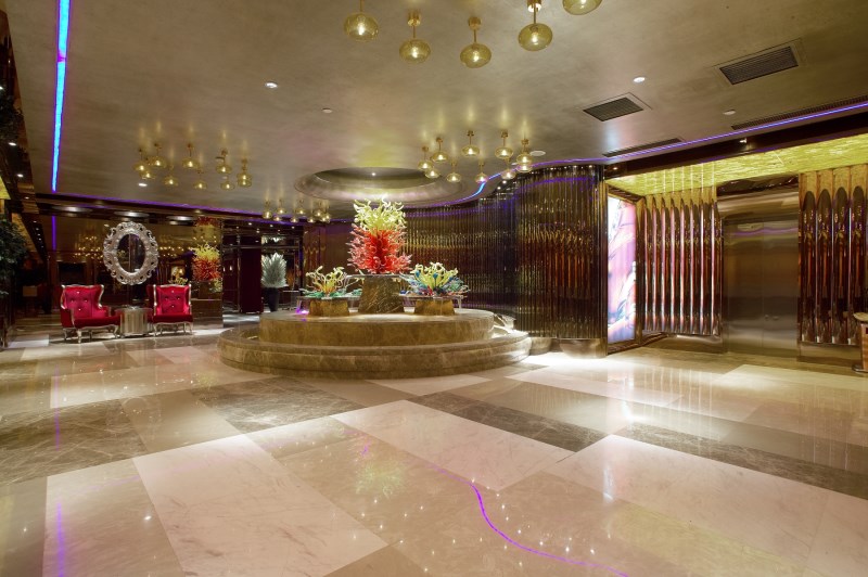 享受上海黄浦区的惬意夜总会带来的舒适放松